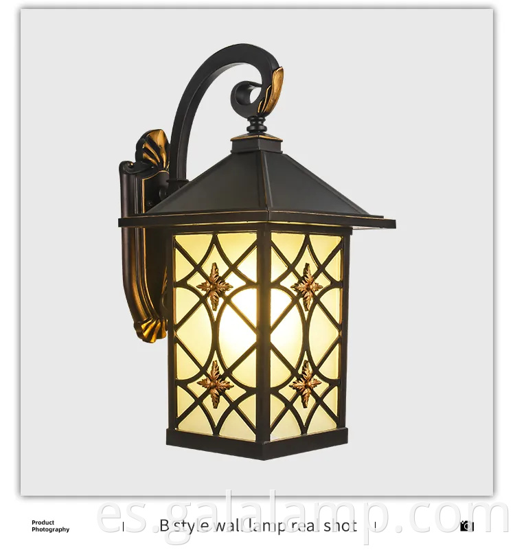 Elegante luz de pared LED europeo al aire libre para casas elegantes